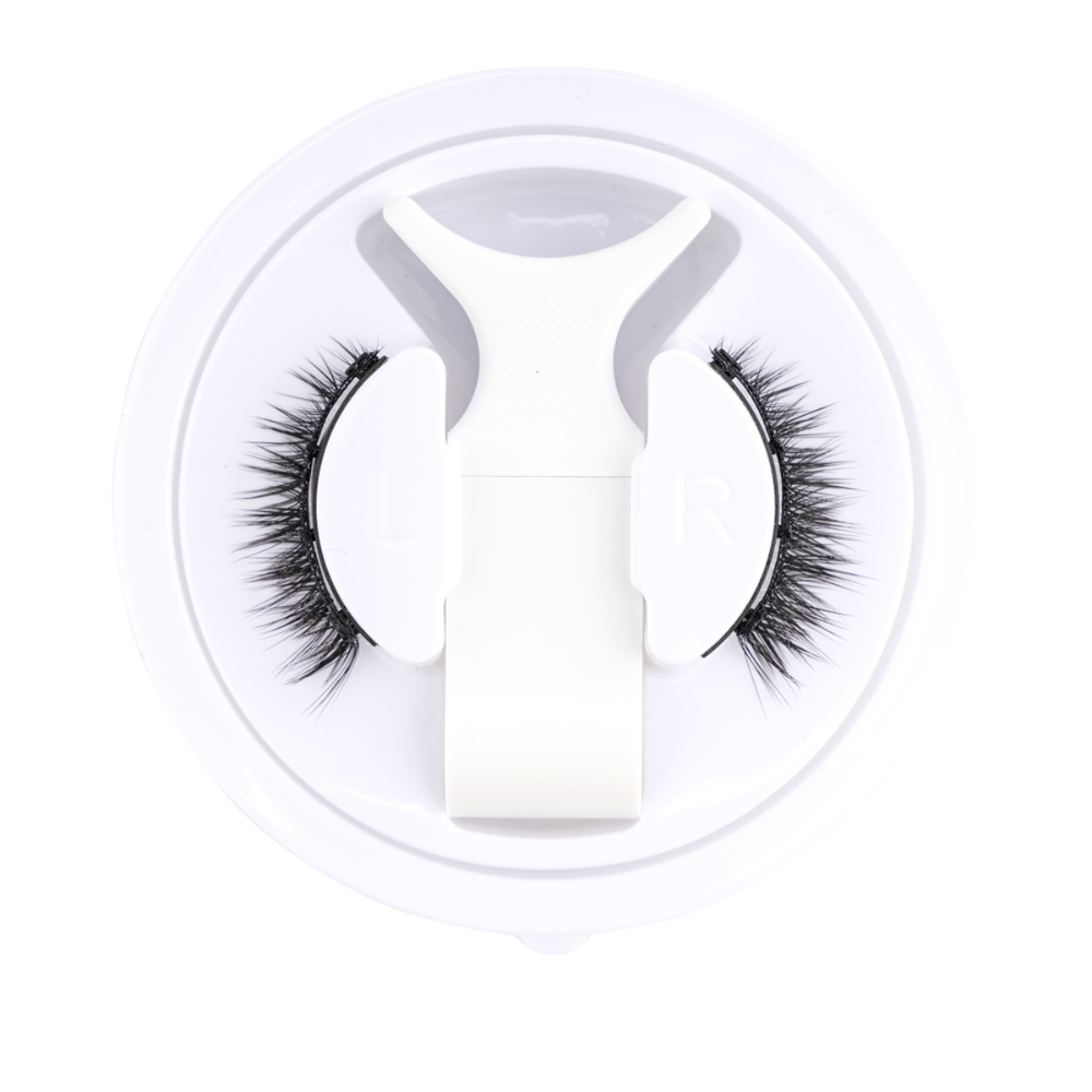 Magnetic 3D Eyelashes with Tweezer Applicator, Reusable and Glue-Free