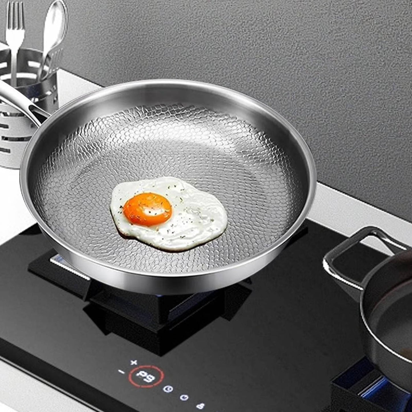 Titanium Steel Skillet with Fish Scale Texture and Thick Bottom, Multi-Stove Compatible