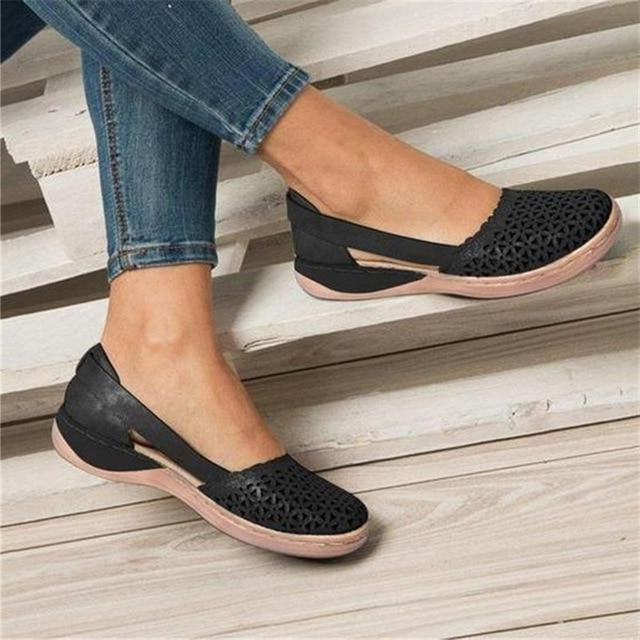 Wide Toe Box Moccasin Flats with Crossover Upper and Anatomical Insole