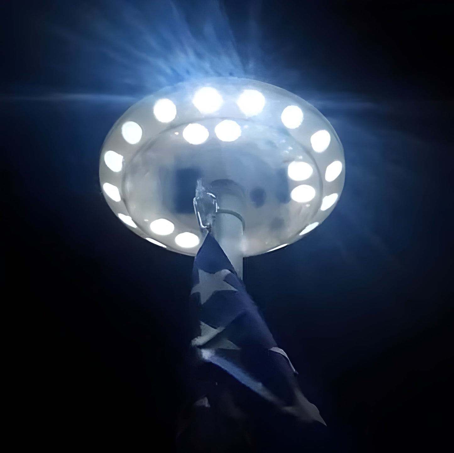 Solar Flagpole Light with 26 LED and Automatic Dusk to Dawn Sensor, IP67 Weatherproof
